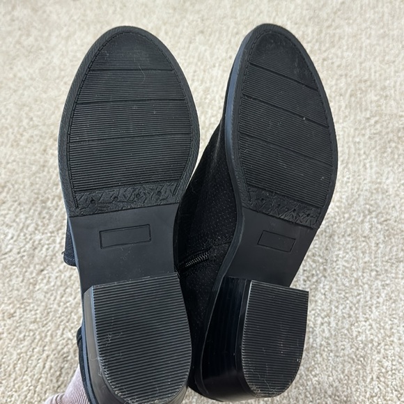 Cute black booties with cut outs on side - Picture 6 of 7